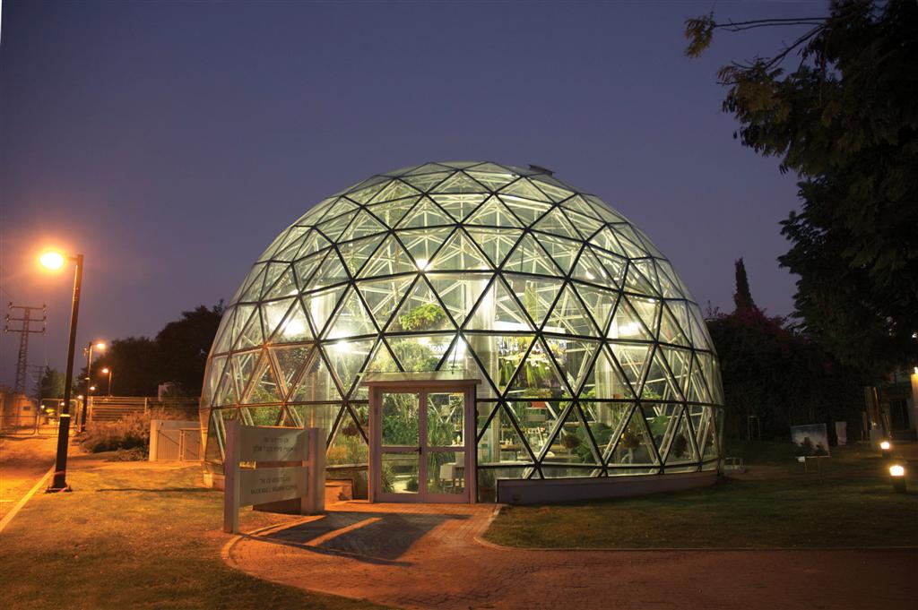 The Joe Weinstein and Major Max L. Shulman EcoSphere Architect: Dan Peleg
